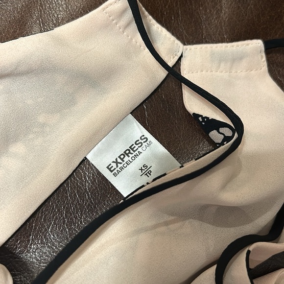 Express XS halter silk pink and black tank - Picture 7 of 7